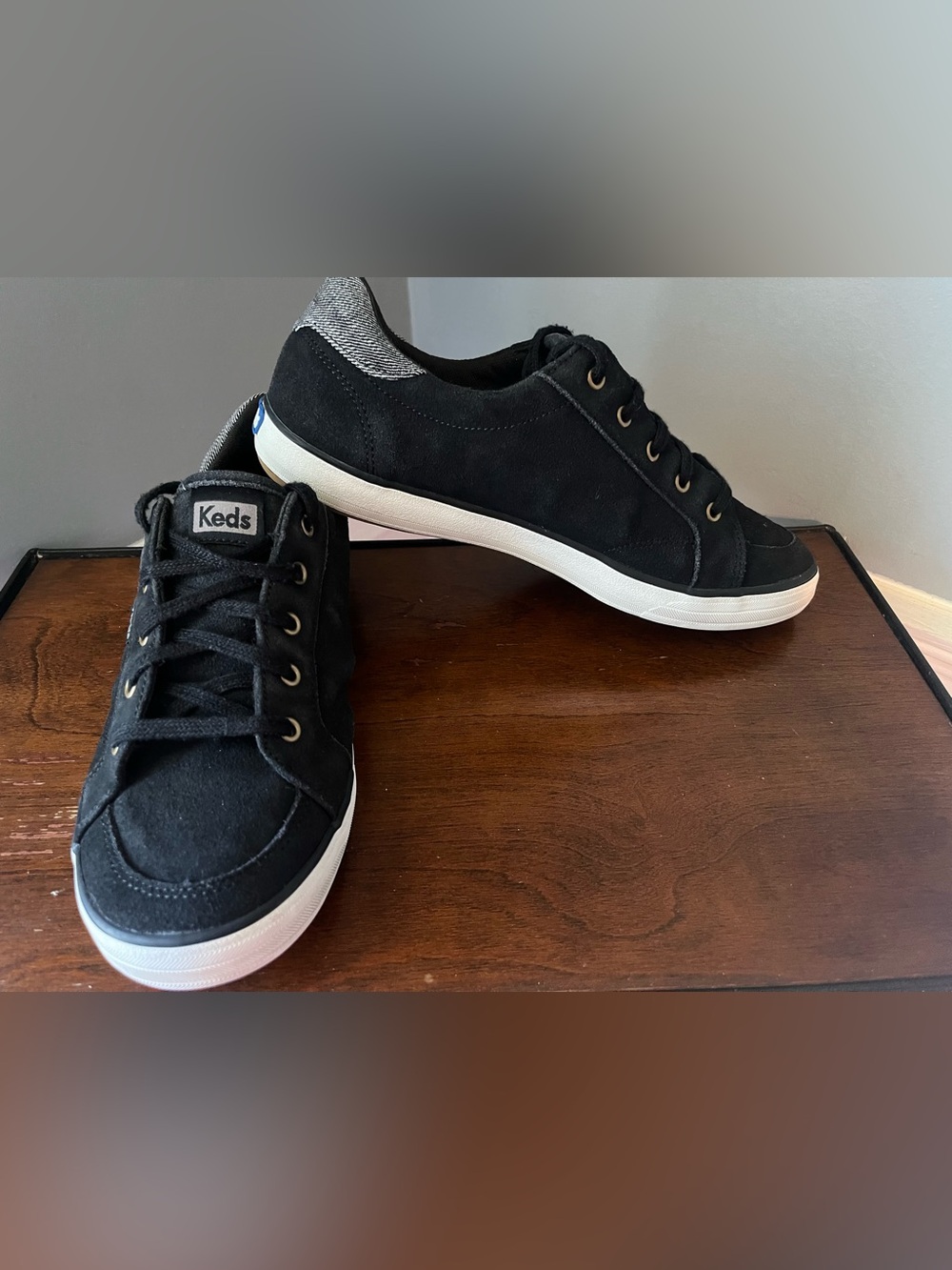 Keds Woman’s Black Classic Canvas Sneakers Size 9.5 Wide